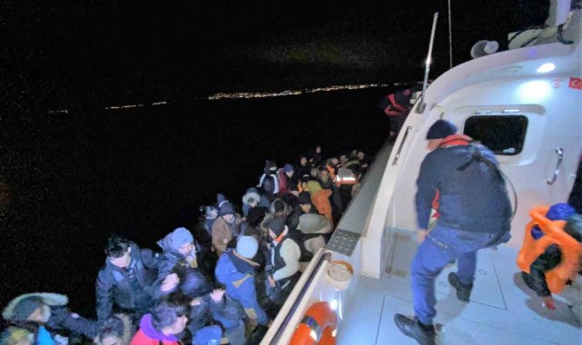 Lastik bot içerisindeki 51 düzensiz göçmen kurtarıldı