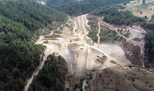 Manisalı üreticinin yüzünü güldürecek barajda çalışmalar devam ediyor