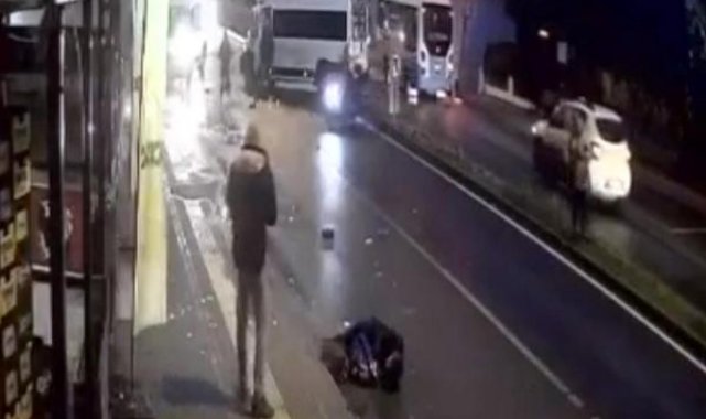 Minibüsün çarptığı motosikletteki 2 kişi yaralandı