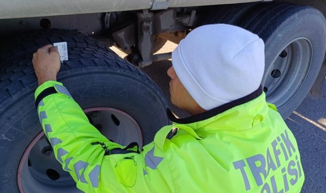Niğde'de kış lastiği denetimlerinde 76 araca para cezası kesildi
