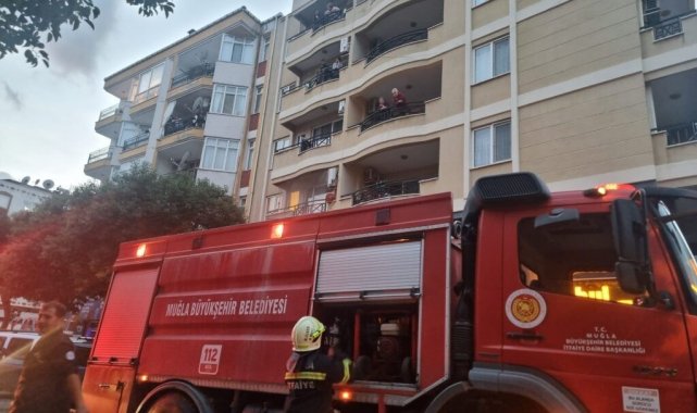 Ocakta unutulan tava evi yakıyordu