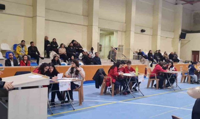 Öğrenciler bilgilerini konuşturdu