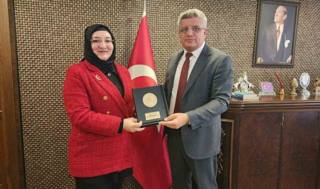 Öğretmene birincilik ödülü