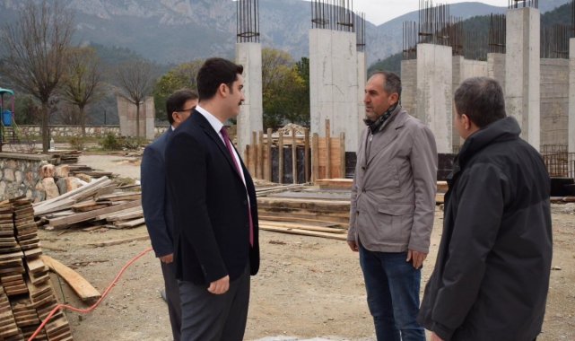 Okul inşaatı yakından takip ediliyor