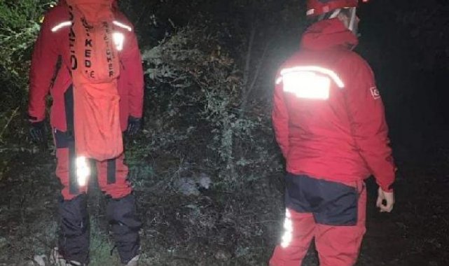 Ormanda kayboldu, 15 saat sonra ekipler buldu