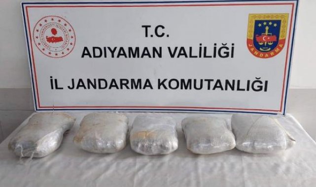 Otomobildeki 6 kilo esrara 1 gözaltı