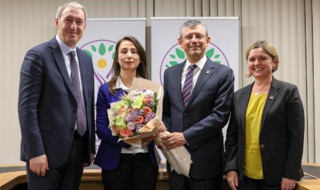 Özgür Özel'den DEM Parti'ye ziyaret; Diyaloğumuz sürecek
