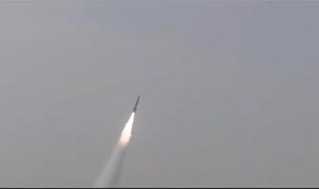 Pakistan, Fatah-2 roketatar sistemini test etti