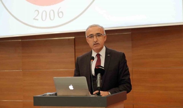 Prof. Dr. Karaman: "Bilimin yüzde 30'unu Yunanlılar üretti, Müslümanlar ise bunu yüzde 80'e getirdi"