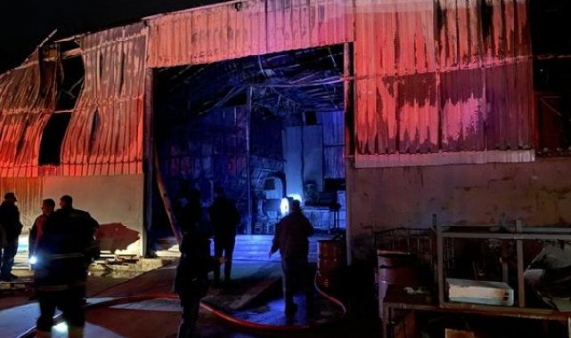 Rize'de, Kalkandere OSB'de atölye yangını