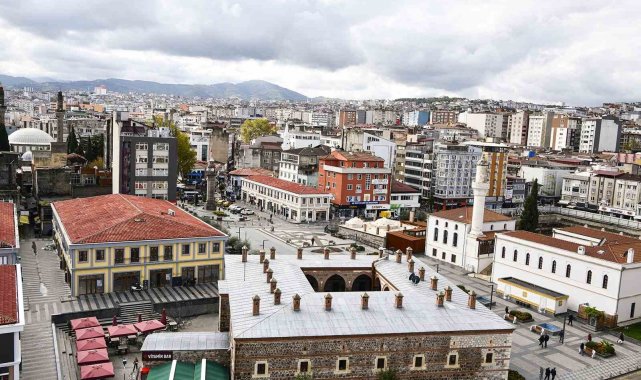 Saathane Meydanı yeni çekim noktası