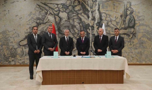 Şahinbey Belediyesi 162 öğrenciyi daha Umreye gönderecek