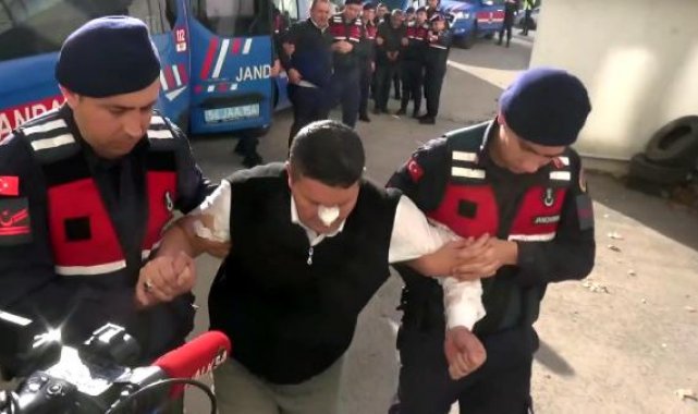 Sakarya'da 10 kişinin öldüğü zincirleme kazada, 7 aracın sürücüsü adliyede