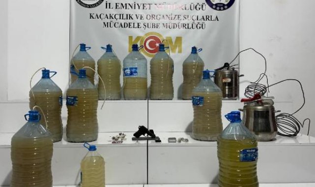 Samsun'da, sahte içki üreten 2 şüpheli yakalandı