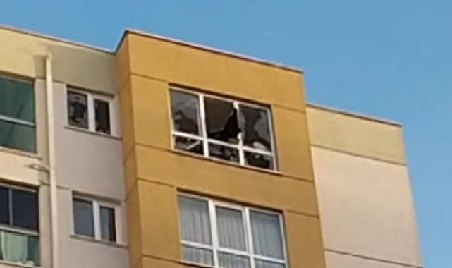 Sancaktepe'de evinin camlarını piknik tüpüyle kırıp eşyaları aşağıya attı