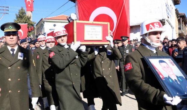 Şehit Teğmen Günay'ın annesi: Benim hakkım helal sana, sen de helal et aslanım