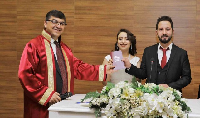Şehitkamil Nikah Salonu'nda 23 bin 801 kişi mutluluğa "evet" dedi