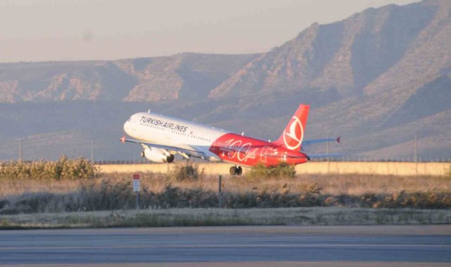 Şırnak'ta 11 ayda 381 bin kişi uçak yolculuğunu tercih etti