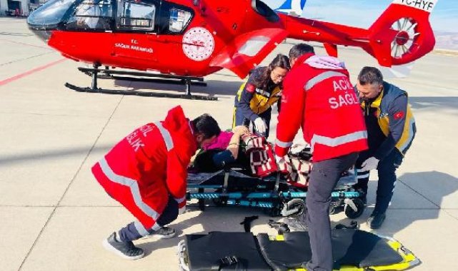 Şırnak'ta 75 yaşındaki hasta, ambulans helikopterle sevk edildi