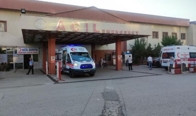 Şırnak'ta taşlı, sopalı, silahlı kavga: 2 yaralı