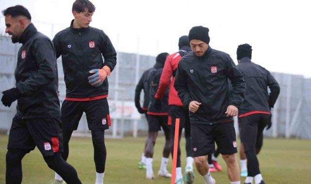 Sivasspor İstanbulspor maçı hazırlıklarını tamamladı