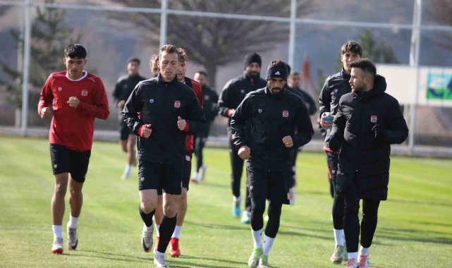 Sivasspor'da Kayserispor maçı hazırlıkları sürüyor