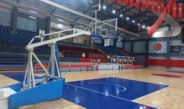 Spor salonlarının parkeleri değişti