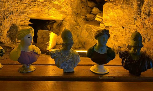 Stratonikeia antik kentinde, gençler seramik işledi