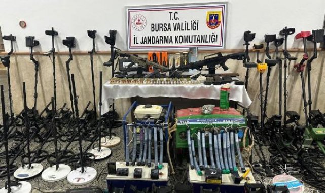 Tarihi eser kaçakçısı baba- oğul- torun yakalandı; 46 sikke ele geçirildi
