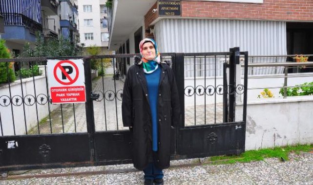 Tedavi gören Zeynep öğretmene, öğrencilerinden duygulandıran ziyaret