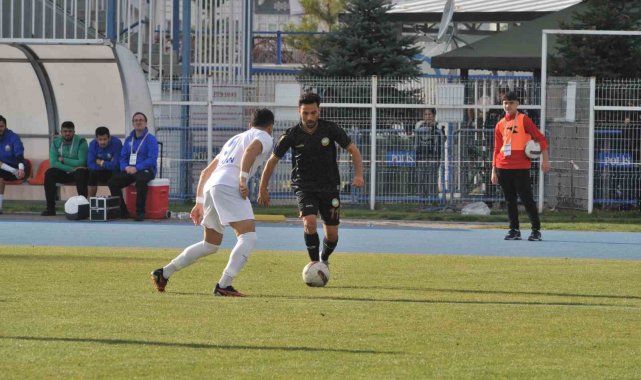 TFF 3. Lig: Talasgücü Belediyespor: 1- Küçükçekmece Sinopspor: 2