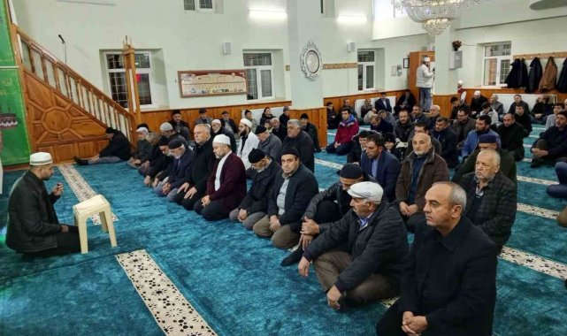Tomarzalılar sabah namazında buluştu