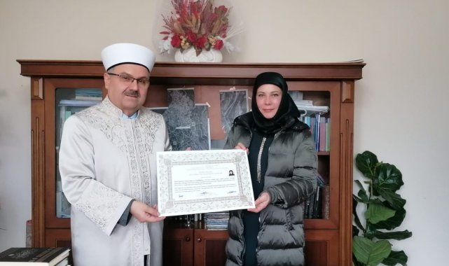 Ukrayna vatandaşı Stakhovska Müslüman oldu oldu