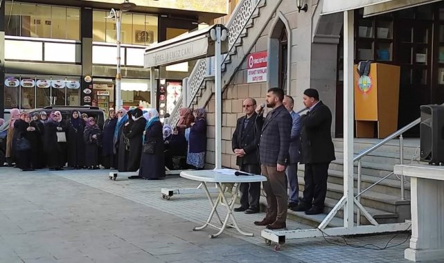 Umre kafilesi dualarla uğurlandı