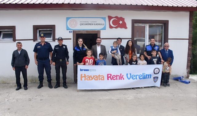 Üniversite öğrencilerine maddi bağımlılığının zararları ve korunma yolları anlatıldı
