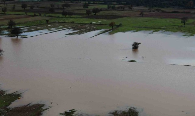 Yağışların ardından Akkaya'da yapay gölet oluştu