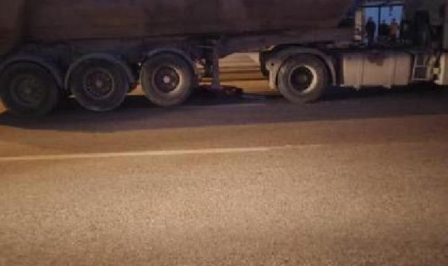 Yaya geçidinde kamyonun çarptığı kadın öldü