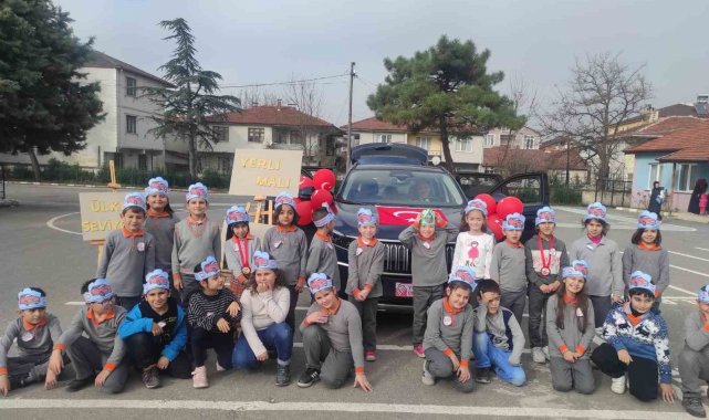 Yerli Malı Haftasında öğrenciler, TOGG ile buluştu