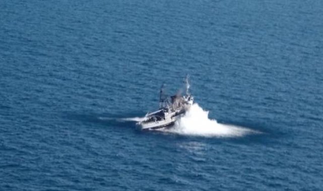 Yerli torpido 'Akya' hedefi tam isabetle vurdu