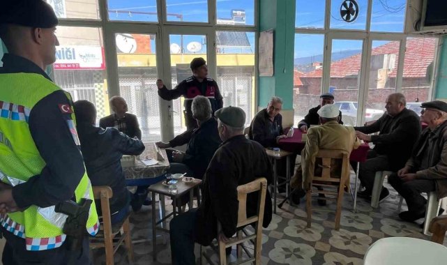 Zeytin hırsızlığına karşı vatandaşlar bilgilendirildi