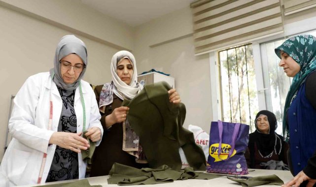 Akdenizli kadınlar, kültür ve sanat evlerinde hayata bağlanıyor