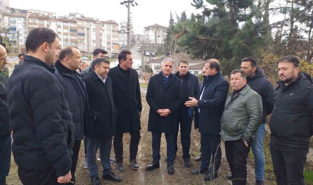 Altan Güngör, "AK Parti Alaplı'yı şantiyeye çevirdi"