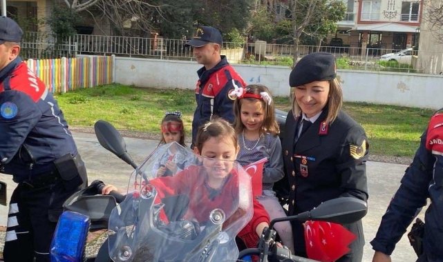Aydın'da 173 çocuğa jandarma tanıtıldı