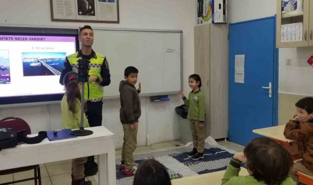 Bodrum'da binlerce öğrenciye uygulamalı trafik eğitimi verildi