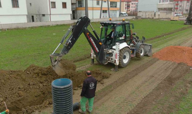 Bozüyük'te alt yapı çalışmaları devam ediyor