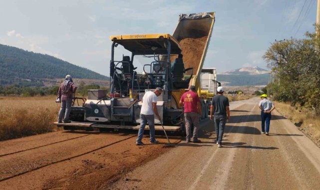 Büyükşehir kırsal yollarda 2 ben 147 km çalışma yaptı