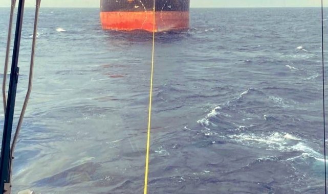 Çanakkale Boğaz'ında makine arızası yapan tanker kurtarıldı