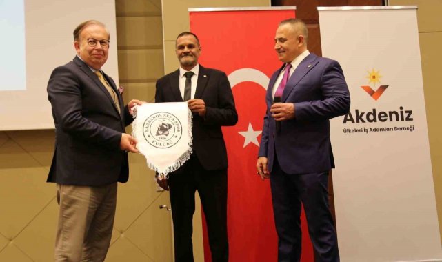 Cihat Yaycı Paşa'ya "Barbaros" onuru