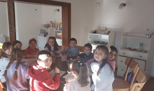 Çocuklar hem eğleniyor hem öğreniyor