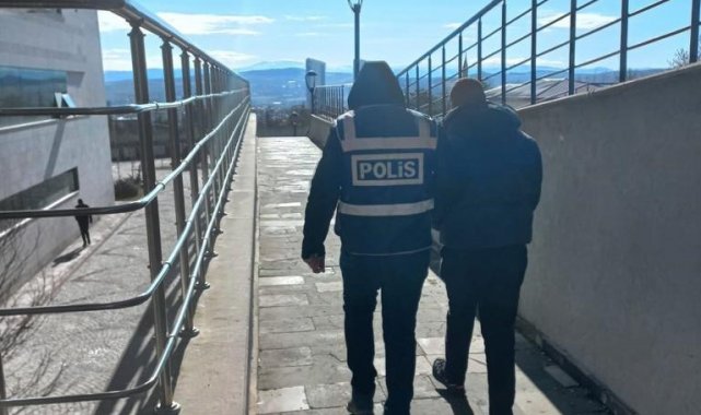 Elazığ'da haklarında kesinleşmiş hapis cezası bulunan 5 zanlı yakalandı